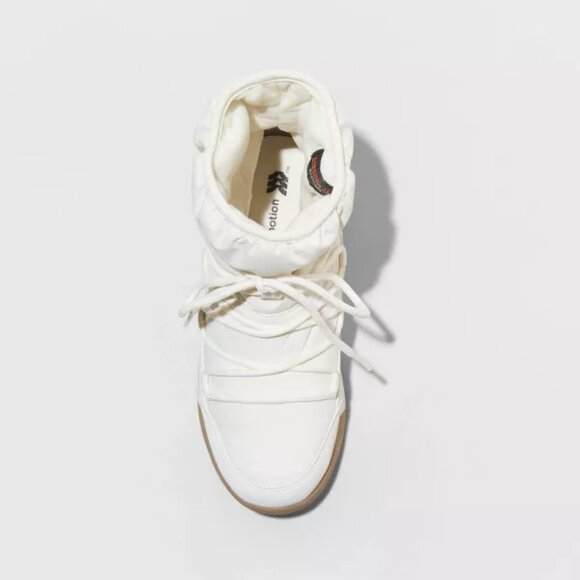 NEW! Women's Cara Winter Snow Puffer Boots, Cream - All In Motion - Picture 2 of 15